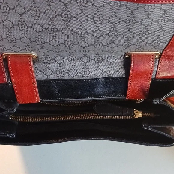 Nanette Lepore Crossbody Purse Bag EXCLUSIVE Leather #eshopchicago - Picture 8 of 15